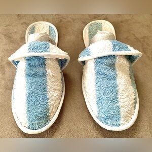 Caulfeild Canada Open-Toe Terry Cloth Slippers